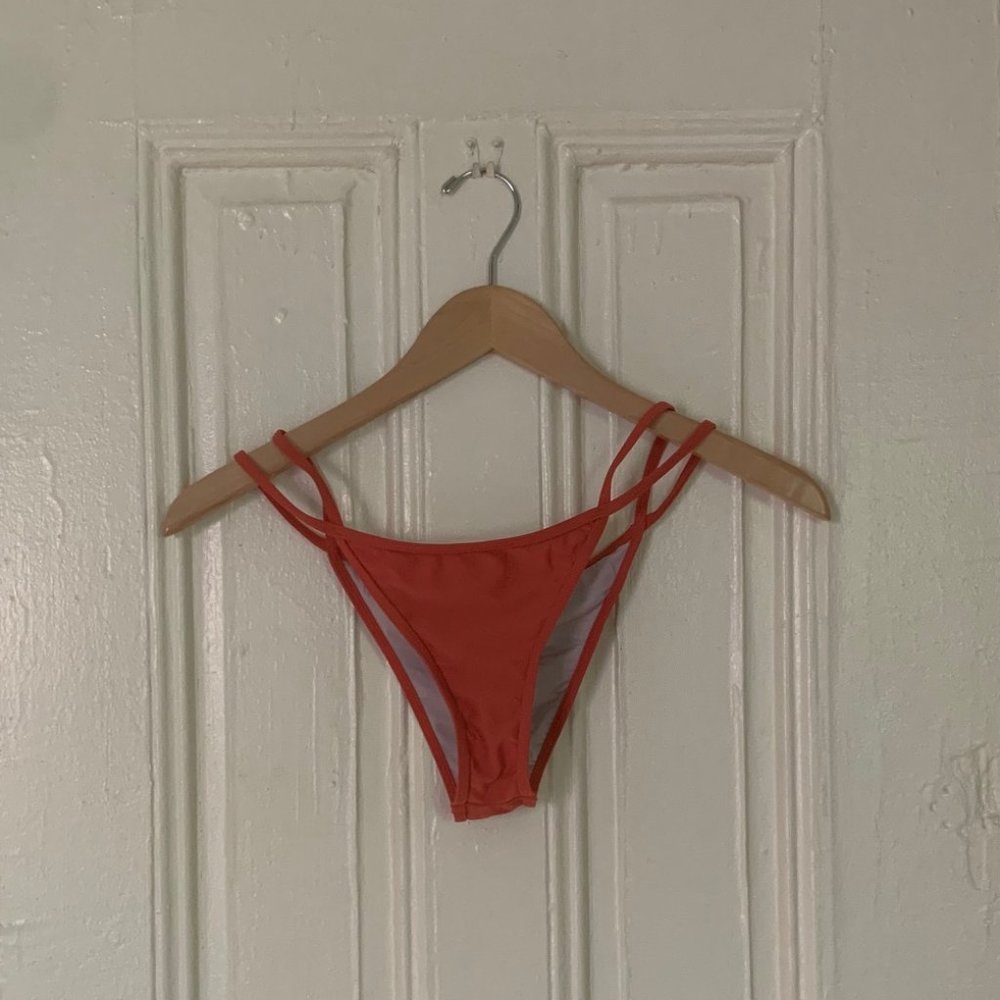 NWOT RVCA Coral Bikini Bottom